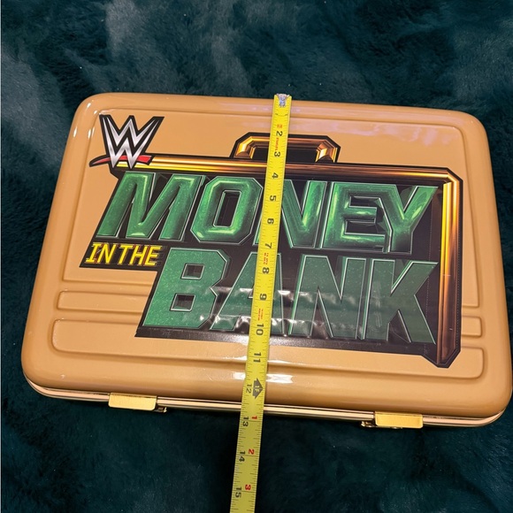 WWE Gold Money in the Bank Briefcase - Picture 9 of 9